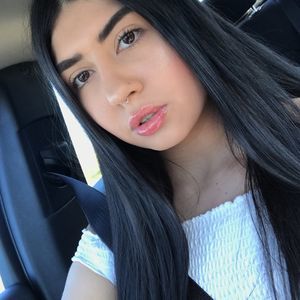 Meet your Posher, Liliana